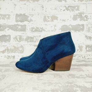 New Bella Vita Women's Kira Ii Faux Suede Blue Ankle Bootie Boot V779